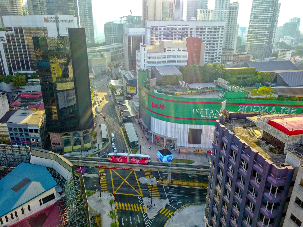 Aerial view over Lot 10, the Bukit Bintang monorail and surrounding streets.